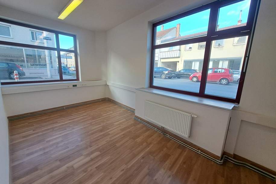 Straßenseitiges Kleinbüro mit Auslagemöglichkeit, Gewerbeobjekt-miete, 135,00,€, 1230 Wien 23., Liesing