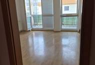 Sehr schöne 3 Zimmerwohnung mit Balkon - Bahnhofsnähe