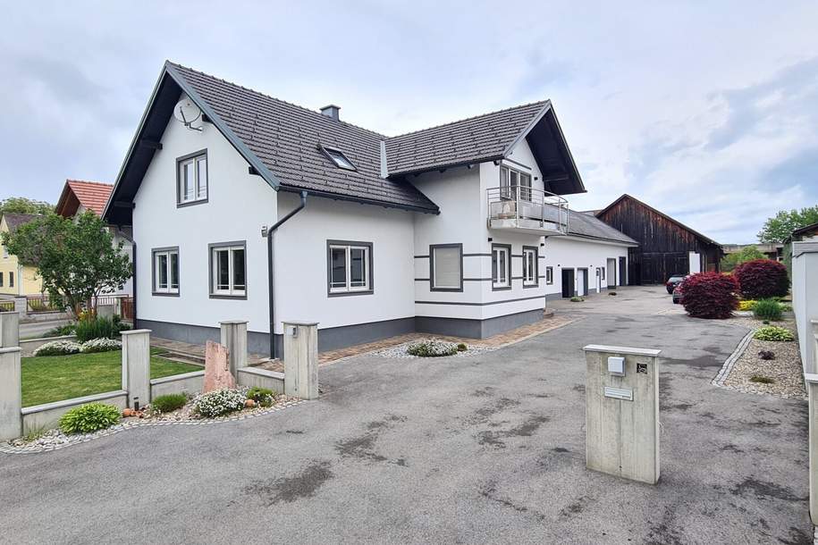 Großzügiges Landhaus mit angebautem Garagen- und Wirtschaftstrakt samt angrenzendem Bauland, Haus-kauf, 368.000,€, 8423 Leibnitz