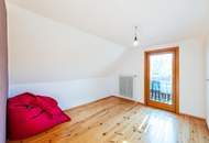Rustikale Eleganz trifft auf moderne Gemütlichkeit – Einzigartiges Landhaus mit Wintergarten und Terrasse!