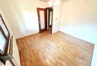 Ein Haus wie ein Sonntag - Sonnig, ruhig und voller Möglichkeiten! Tolle Ruhelage mit Süd-West Ausrichtung + 6 Zimmer + Großer Keller + Terrasse + Garage!