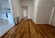 HELLE und RUHIGE Wohnung - ZWEI Zimmer im DG