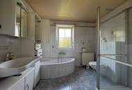 Wohnhaus mit Potenzial auf großem Grundstück und kleiner Waldparzelle in Rohrbach an der Lafnitz