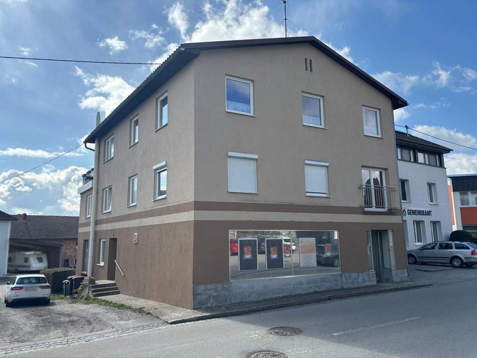 Geschäfts- und Miethaus im Zentrum von Altschwendt