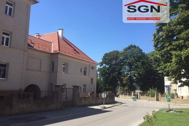 Erdgeschoss 2-ZImmer sanierte Altbauwohnung - nur 100m von Donau entfernt, Wohnung-miete, 632,17,€, 2410 Bruck an der Leitha
