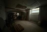 LAGERFLÄCHE IM 2. BEZIRK – 168 m² IM SOUTERRAIN ZU MIETEN