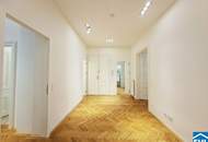 Repräsentative 5-Zimmer-Altbauresidenz im Botschaftsviertel