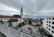 EINZIGARTIGES PENTHOUSE DIREKT IM STADTZENTRUM NEBEN DER DONAU