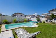 Einfamilienhaus mit Pool in Top Lage