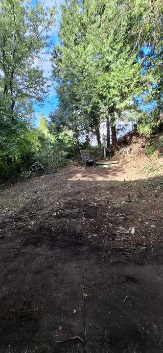 TOLLE WOHNLAGE MIT HOHER LEBENSQUALITÄT IN EICHGRABEN OHNE BAUZWANG - LEISTBARES BAUGRUNDSTÜCK MIT ALTBESTAND IN HERVORRAGENDER, RUHIGER HANGLAGE