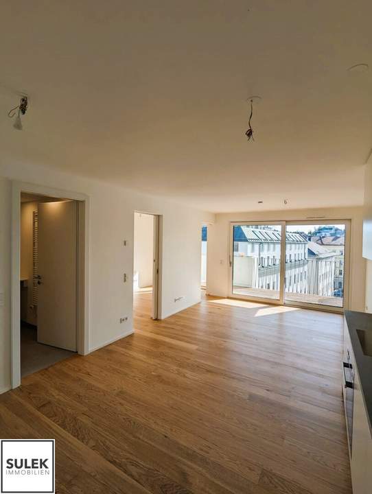 **ab September* Südseitige Single- und Pärchenwohnung mit Loggia in der 6. Etage – Zweitbezug