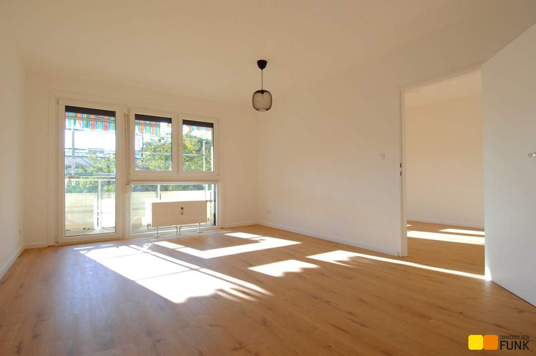 Top sanierte Dreizimmerwohnung, Westloggia