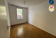 neuwertige 2-Zimmer-Wohnung mit Garten und Pkw-Stellplatz