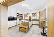 Stilvolles Landhaus mit 3 Wohneinheiten mit Seeblick in traumhafter Lage am Millstätter Hochplateau