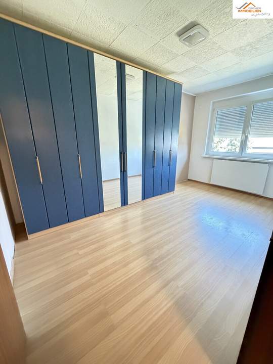 Große und geräumige 4 Zimmer Mietwohnung