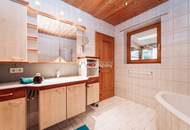 WOHNEN AM SEE - Absolute Rarität in unmittelbarer Seenähe mit Bergblick - 5 Zimmer Erdgeschoßwohnung mit großzügigen Räumlichkeiten