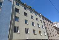 Charmante, ruhig gelegene 3 Zimmer-Wohnung, zentral begehbar, mit Balkon - WG geeignet