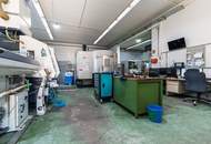 Gepflegte Gewerbehalle mit Büros und Abstellflächen