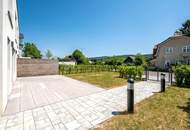 Erstbezug: Doppel-Haushälfte mit Fernblick und Wohlfühlambiente