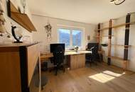 Ferienpension oder Familienidylle? Vielseitiges Wohnhaus mit Bergpanorama & Potenzial