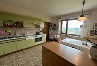 Ihr neues Zuhause mit traumhaftem Weitblick! Geräumiges Einfamilienhaus in ruhiger Lage!