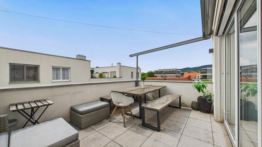 Lichtdurchflutete Dachterrassenwohnung in zentraler Lage von Leonding