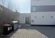 luxoriöse Doppelhaushälfte mit Boot-Anlegeplatz