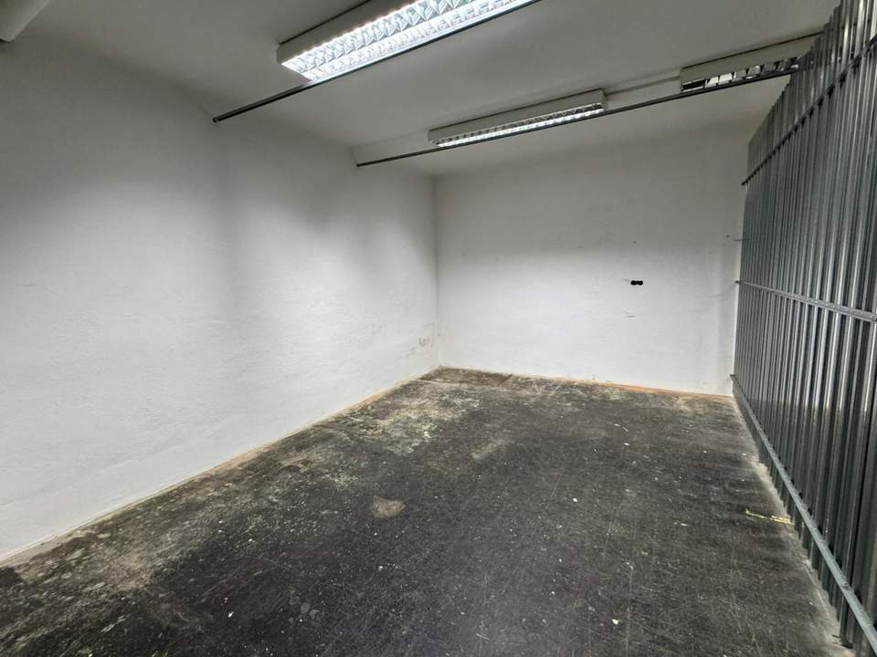 "Zentrums-Depot" - Lagerfläche mitten im Stadtzentrum von St. Johann im Pg.!