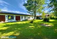 Bungalow mit zwei Wohneinheiten auf rund 1.800 m² großem Grundstück in Ruhelage