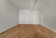 ESSENZ NO. 1 - Die neue Avantgarde des Wohnens - Traumhafte Erdgeschoß-Terrassen-Wohnung mit Gewölbedecke in revitalisiertem Altbau