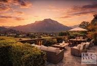 Wohnen mit Bergblick: Stilvolles Chalet mit sonniger Lage & besonderem Charakter-viel Raum für eigene Ideen
