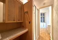 Hör mal, wer da hämmert | sanierungsbedürftige 3-Zimmer Wohnung im 2. Liftstock | barrierefrei