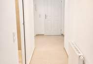 Altbauflair neu entdeckt: Liebevoll sanierte 2-Zimmer-Wohnung mit moderner Ausstattung + Beste Infrastruktur + Traumhaftes Altbauhaus + Mitten im Geschehen! Jetzt zugreifen!