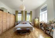 Stilvolle Altbauwohnung mit Jugendstilcharme und Garten