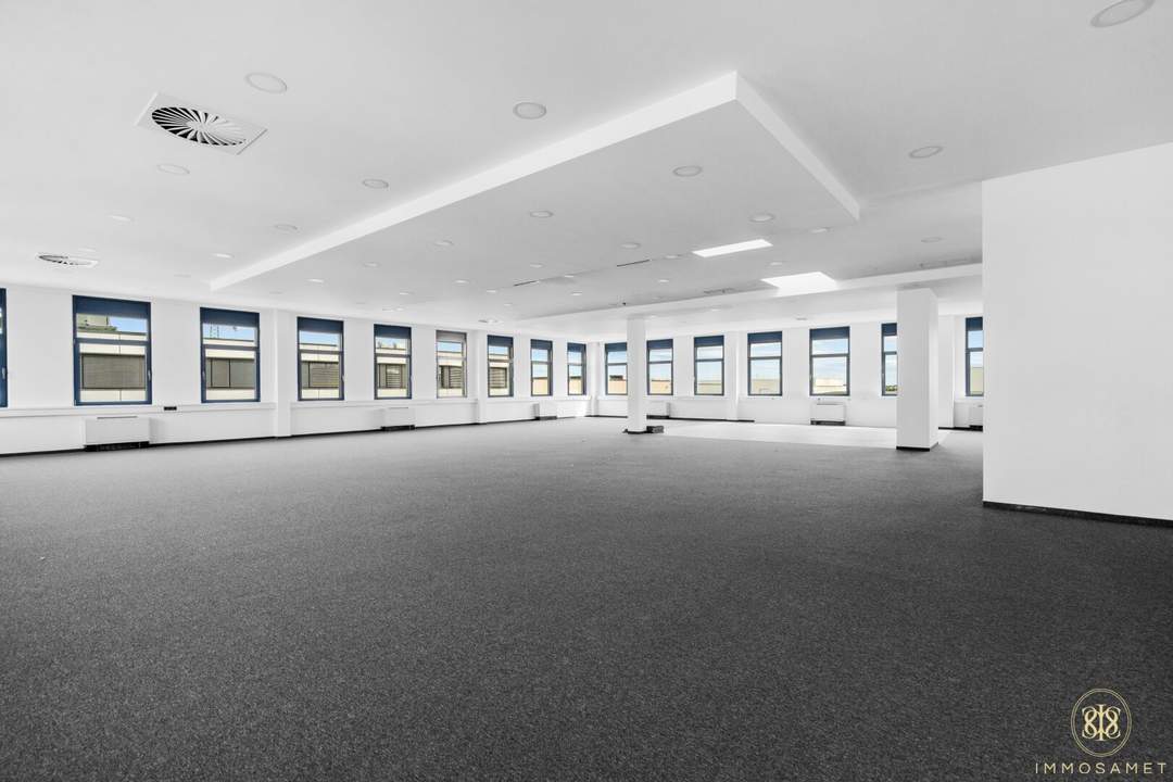 Hochzeitssal/ Fitnessstudio/ Akademie/ Vereinsheim/ Veranstaltungssaal - Gewerbeobjekt mit allen Möglichkeiten