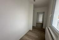 LETZTES JAHR SANIERT: 2-Zimmer-Wohnung + Kabinett mit eigener Terrasse!