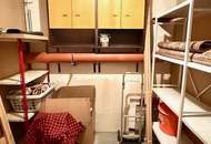 TRAUMHAFT SONNIGE 2-ZIMMER-DACHGESCHOSS-WOHNUNG IM GRÜNEN