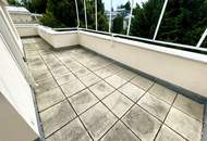 Stilvolle Dachgeschoßwohnung in exklusiver Grünruhelage im Herzen von Alt-Hietzing – mit Schwimmbad, Terrasse und Garagenplatz