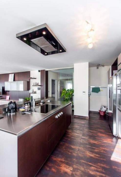 Top ausgestattete Luxuswohnung mit ca. 120 m2 Wohnfläche in der Roseggerstrasse in Klagenfurt.