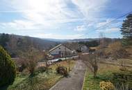 Entzückendes Wohnhaus mit wunderschönem Fernblick im Ortsteil Stein