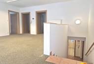 Attraktives Büro mit eigener Garage und zusätzlicher Lagerfläche
