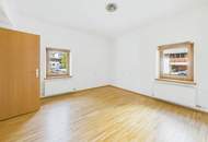 Anlageobjekt mit 7 Wohnungen + Gaststätte/Büro/Ordination und ausreichend Parkflächen