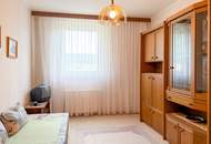 3-Zimmer-Wohnung mit verglaster Loggia, Lift, Parkplatz & Keller