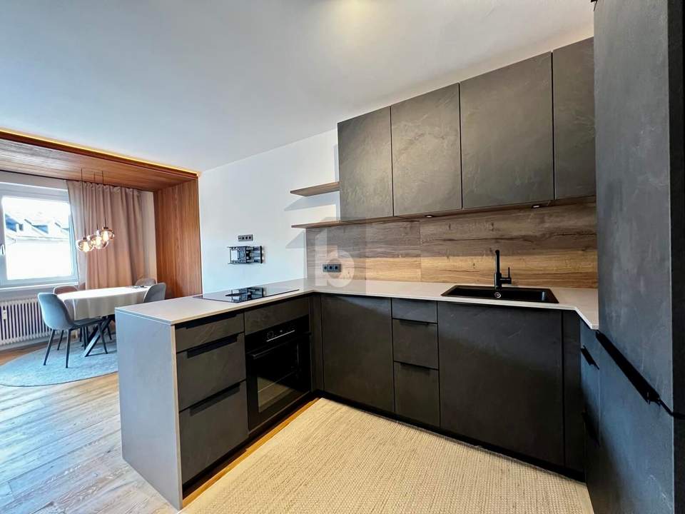 HOCHWERTIG SANIERT IN PARSCH MIT BALKON! IDEAL ZUM STARTEN ODER ANLEGEN