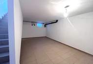 Erstbezug !! Traumhafte Doppelhaushälfte , Wohnkeller mit Garten und 2 Stellplätzen!