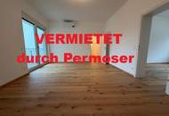 ERSTBEZUG nach Renovierung – großzügige Wohnung im Zentrum mit Terrasse zu vermieten