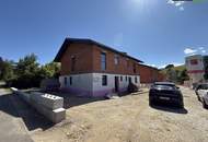 NUR NOCH 2 EINHEITEN: Doppelhaushälften mit Doppelcarport und PV-Anlage in Lobmingtal