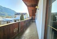 Großzügige Dachgeschosswohnung mit Balkon und Dachraum in Steinfeld