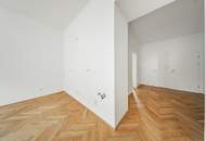 Stilvoller Erstbezug – hochwertig sanierte Altbauwohnung in ruhiger Lage!