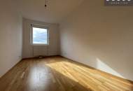 4 ZIMMER | FAMILIENWOHNUNG MIT 2 FREIFLÄCHEN | DACHGESCHOSSWOHNUNG | AB SOFORT VERFÜGBAR